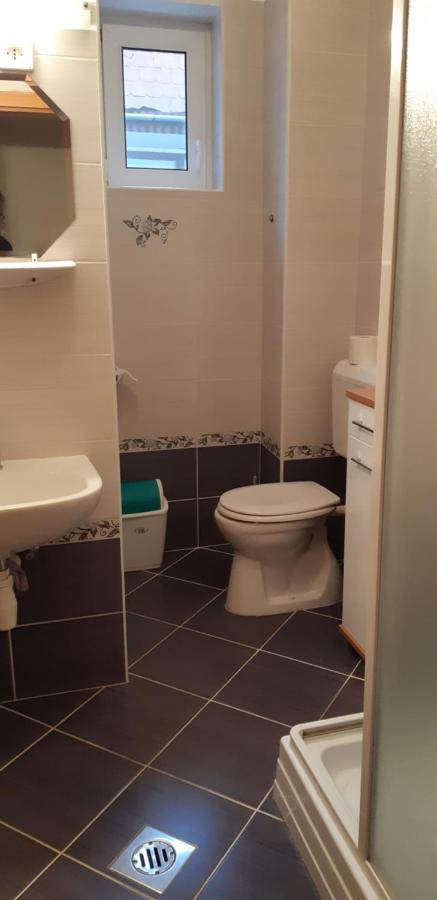 Antal Apartmanok Zalakaros Ngoại thất bức ảnh