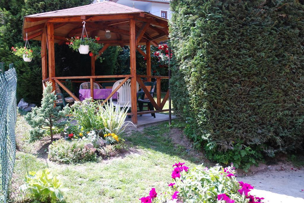 Antal Apartmanok Zalakaros Ngoại thất bức ảnh